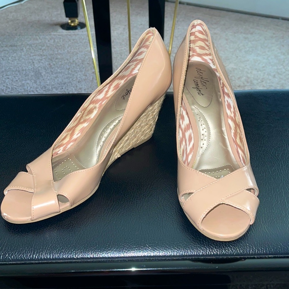 Nude Peep Toe Wedges